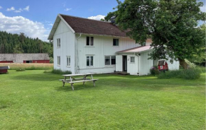 4 Bedroom Amazing Home In Östra Frölunda, Östra Frölunda